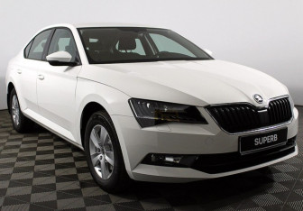 Новый Skoda Superb Liftback 2025 (2 фото)