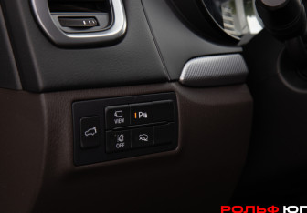 Подержанный автомобиль Mazda CX-9 2021 года (18 фото)
