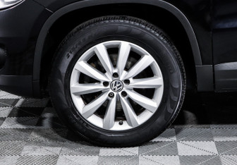 Подержанный автомобиль Volkswagen Tiguan 2015 года (6 фото)