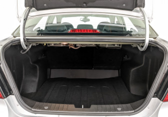 Подержанный автомобиль Chevrolet Cobalt Sedan 2020 года (10 фото)