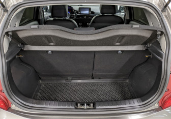 Подержанный автомобиль Kia Picanto 2019 года (10 фото)