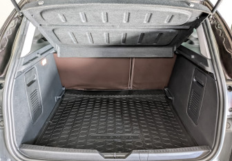 Подержанный автомобиль Renault Kaptur 2018 года (11 фото)