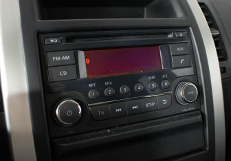 Подержанный автомобиль Nissan X-Trail 2014 года (15 фото)