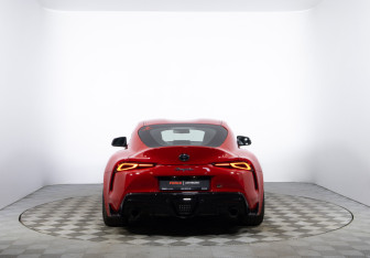 Подержанный автомобиль Toyota Supra 2019 года (6 фото)
