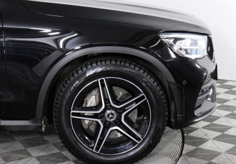 Подержанный автомобиль Mercedes-Benz GLC Coupe 2019 года (10 фото)