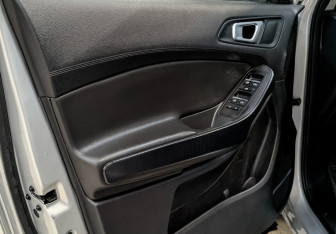 Подержанный автомобиль Chery Tiggo 4 2022 года (18 фото)