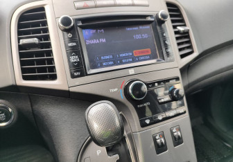 Подержанный автомобиль Toyota Venza 2013 года (19 фото)