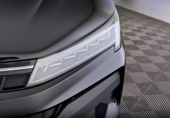 Подержанный автомобиль Москвич 6 2023 года (17 фото)