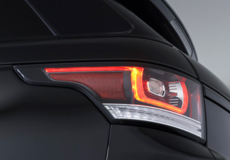Подержанный автомобиль Land Rover Range Rover Sport 2016 года (26 фото)