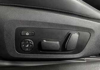 Подержанный автомобиль BMW M4 Convertible 2024 года (20 фото)