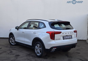 Подержанный автомобиль Haval Jolion 2024 года (5 фото)