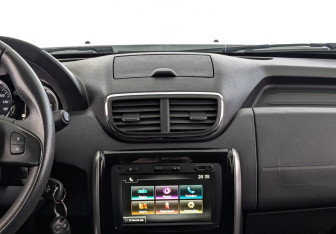 Подержанный автомобиль Nissan Terrano 2021 года (16 фото)