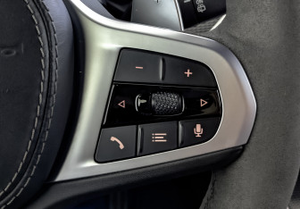 Подержанный автомобиль BMW X5 2019 года (30 фото)