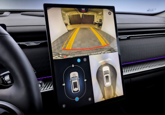 Подержанный автомобиль Jaecoo J7 2023 года (28 фото)