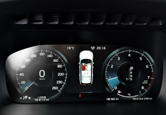 Подержанный автомобиль Volvo XC90 2021 года (16 фото)
