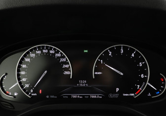 Подержанный автомобиль BMW X3 2020 года (14 фото)