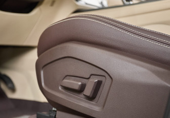 Новый FAW Bestune T77 2023 (9 фото)