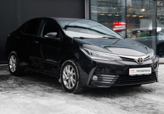 Подержанный автомобиль Toyota Corolla Sedan 2016 года (3 фото)