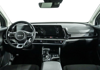 Подержанный автомобиль Kia Sportage 2022 года (10 фото)