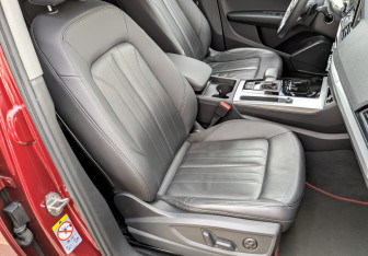 Подержанный автомобиль Audi Q5 2021 года (23 фото)