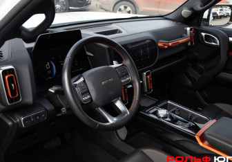 Подержанный автомобиль Haval Dargo 2023 года (10 фото)