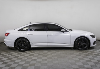 Подержанный автомобиль Audi A6 Sedan 2018 года (4 фото)