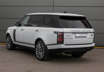 Подержанный автомобиль Land Rover Range Rover 2018 года (7 фото)