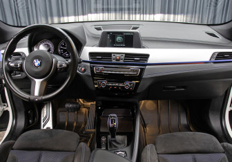 Подержанный автомобиль BMW X2 2019 года (14 фото)