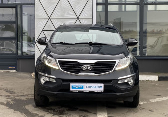 Подержанный автомобиль Kia Sportage 2011 года (2 фото)