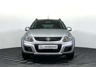 Подержанный автомобиль Suzuki SX4 Hatchback 2014 года (2 фото)