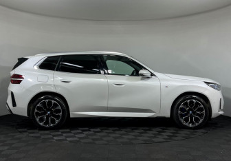 Подержанный автомобиль BMW X3 2025 года (36 фото)