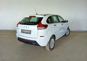 Подержанный автомобиль LADA (ВАЗ) XRAY 2018 года (6 фото)