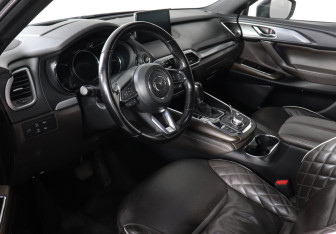Подержанный автомобиль Mazda CX-9 2022 года (9 фото)