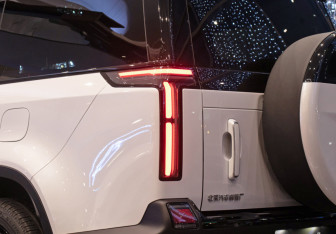 Новый Rox 01 2025 (6 фото)