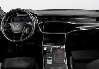 Подержанный автомобиль Audi A6 Sedan 2019 года (12 фото)