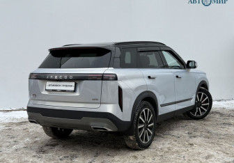 Подержанный автомобиль Jaecoo J7 2023 года (5 фото)