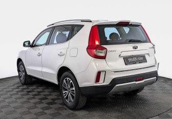 Подержанный автомобиль Geely Emgrand 7 2018 года (7 фото)