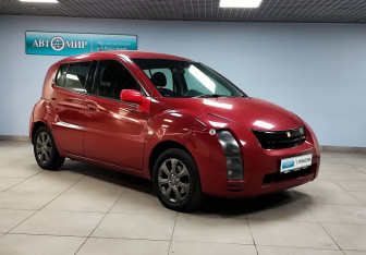 Подержанный автомобиль Toyota WiLL Cypha 2003 года (3 фото)