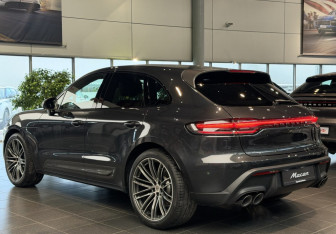 Новый Porsche Macan 2025 (2 фото)