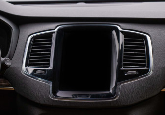 Подержанный автомобиль Volvo XC90 2015 года (14 фото)