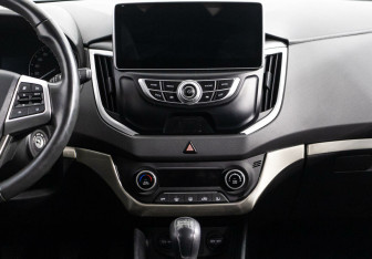 Подержанный автомобиль Hyundai Creta 2019 года (9 фото)