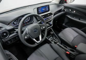 Подержанный автомобиль Changan Alsvin 2023 года (9 фото)