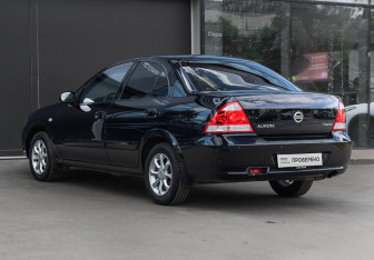 Подержанный автомобиль Nissan Almera Classic 2011 года (6 фото)