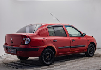 Подержанный автомобиль Renault Symbol 2006 года (5 фото)
