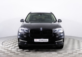 Подержанный автомобиль BMW X5 2016 года (2 фото)