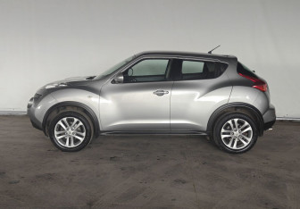 Подержанный автомобиль Nissan Juke 2014 года (8 фото)