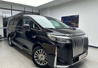 Подержанный автомобиль Wey 80 2025 года (3 фото)