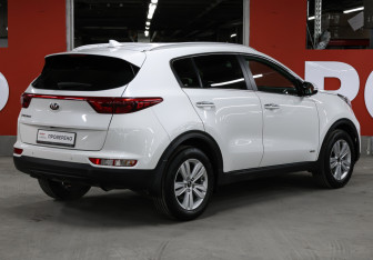 Подержанный автомобиль Kia Sportage 2018 года (5 фото)
