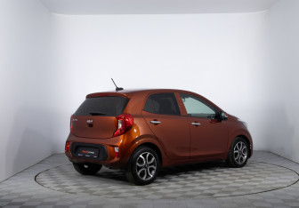 Подержанный автомобиль Kia Picanto 2017 года (5 фото)