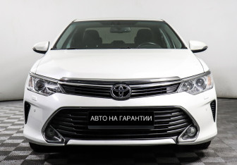 Подержанный автомобиль Toyota Camry Sedan 2015 года (2 фото)